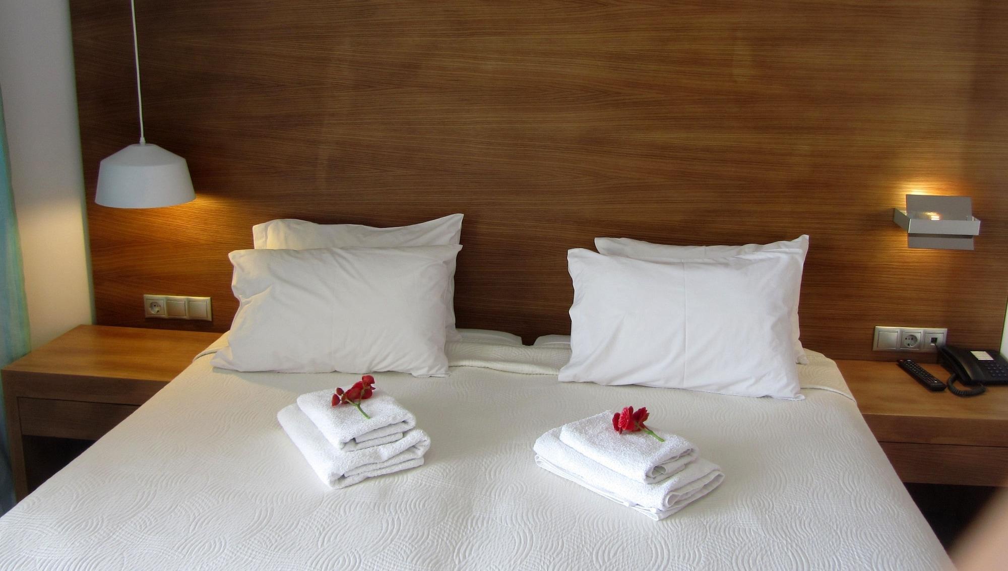 Petra Hotel อาเยียกาลินี ภายนอก รูปภาพ