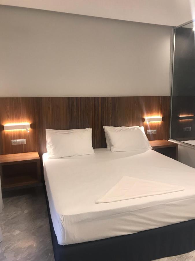 Petra Hotel อาเยียกาลินี ภายนอก รูปภาพ