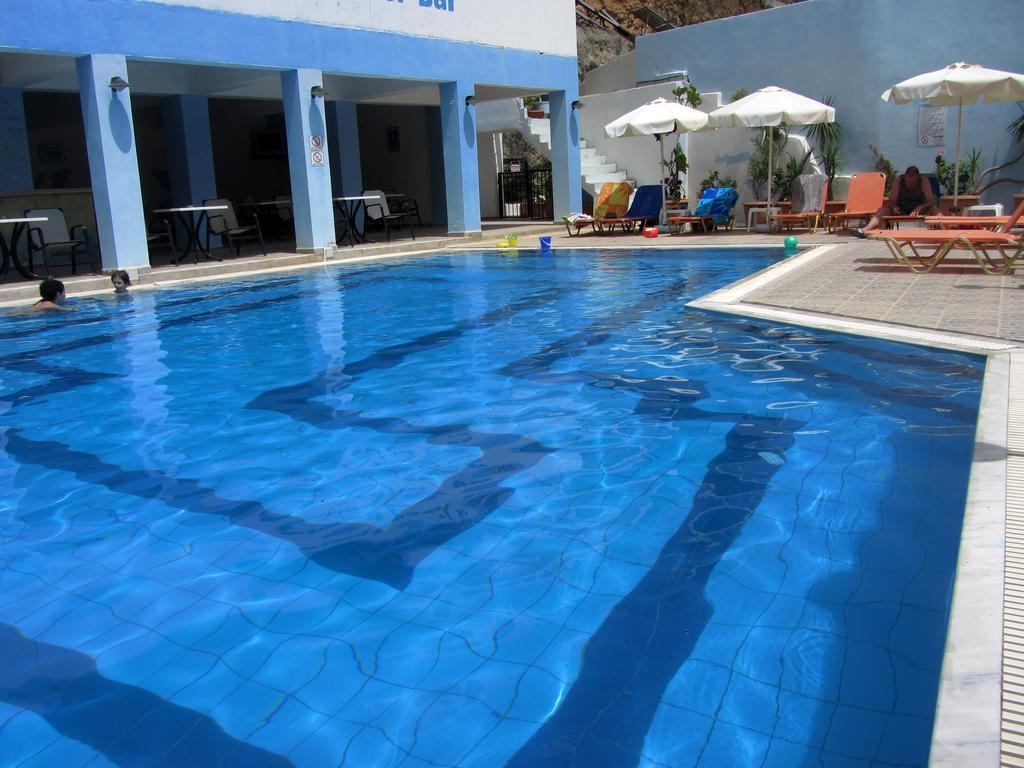 Petra Hotel อาเยียกาลินี ภายนอก รูปภาพ